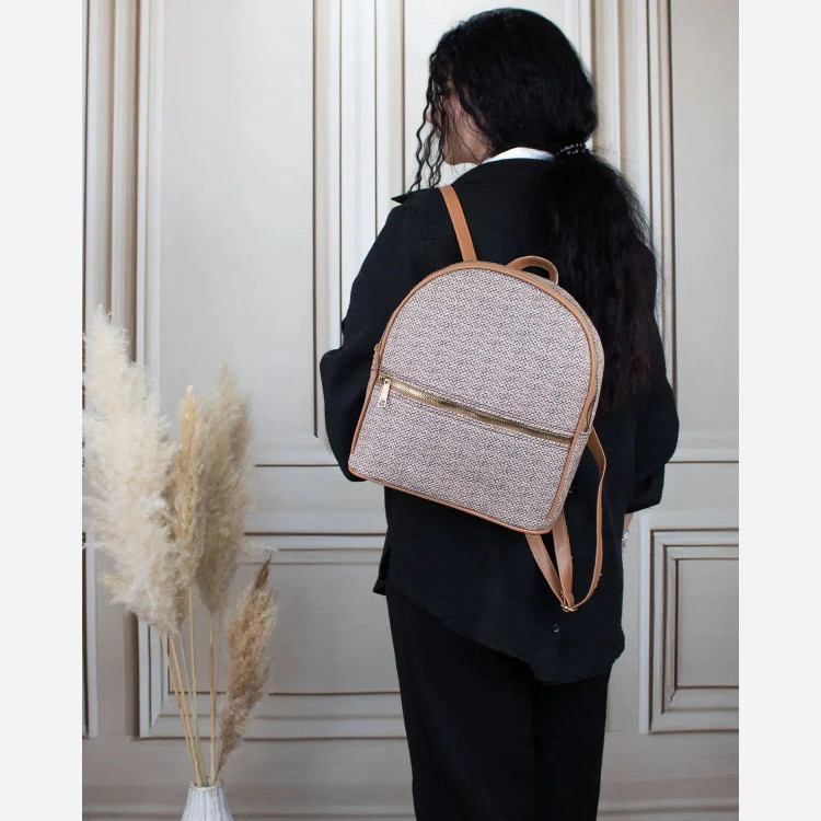 کوله پشتی چرم مصنوعی اسپرت و روزمره ابعاد 30 در 25 سانتیمتر