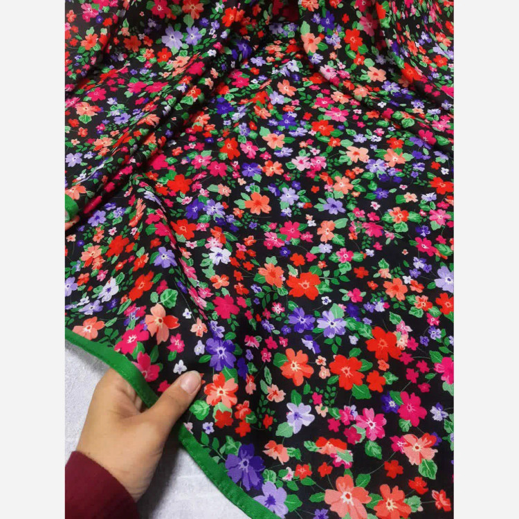 روسری نخ کاستوم طرح تمناچه