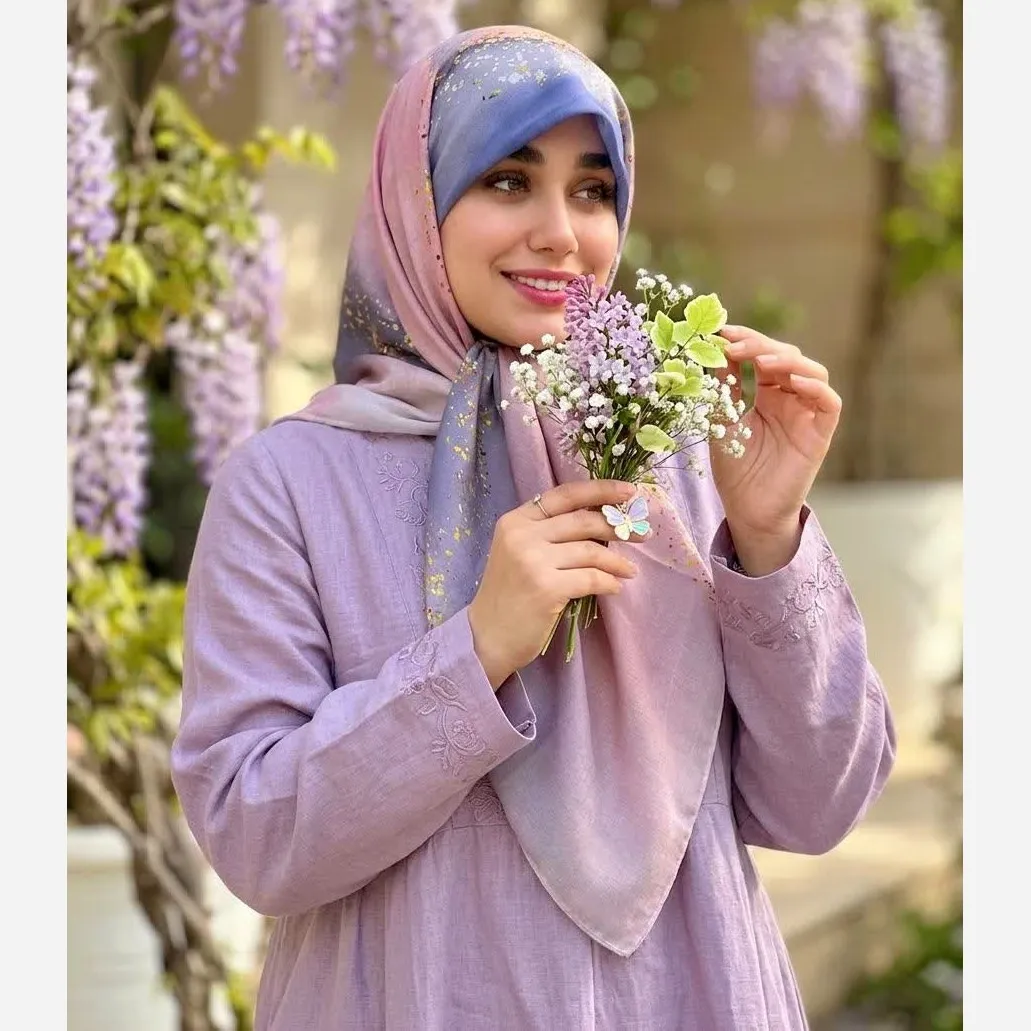 روسری نخی کاستوم طرح رزین طلایی صورتی یاسی طوسی قواره 110