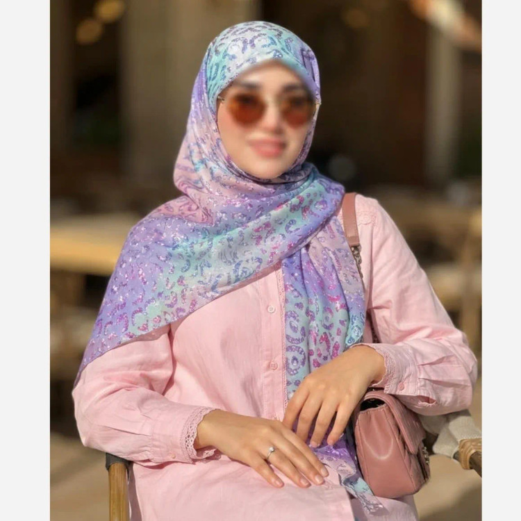 روسری نخی طرح آنجل قواره 110 دخترانه شاد