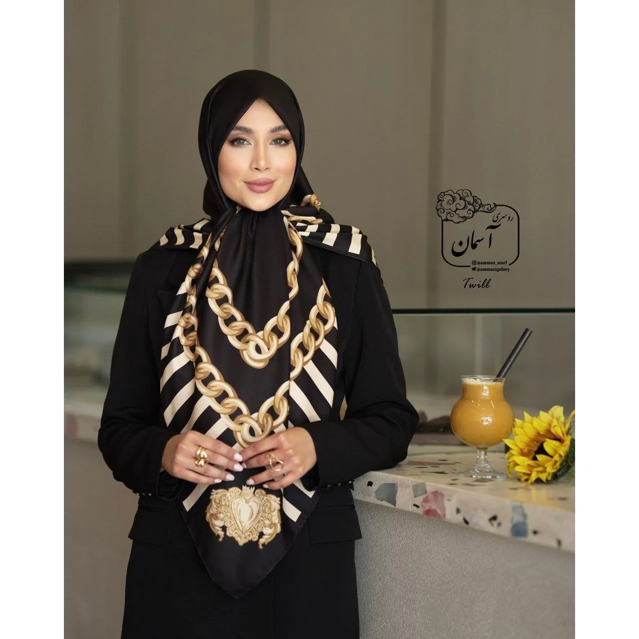روسری مجلسی ساتن ابریشم طرح طلا قواره 140 توییل